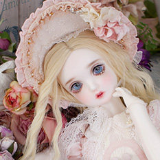 Thursday's Child Limited Rosee