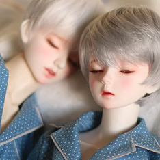 Sleeping Cheong & Jin